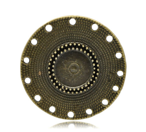 Charm,  bronze plated, circle