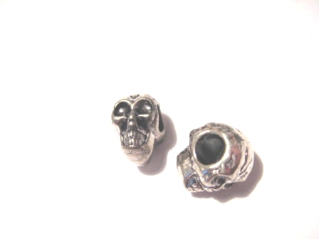 Bead / pendant- Skull