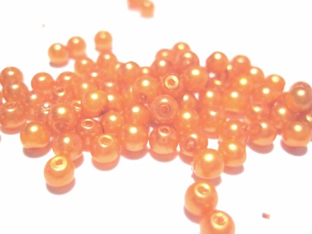 Vaxade Glaspärlor , 4mm Orange, 1 sträng