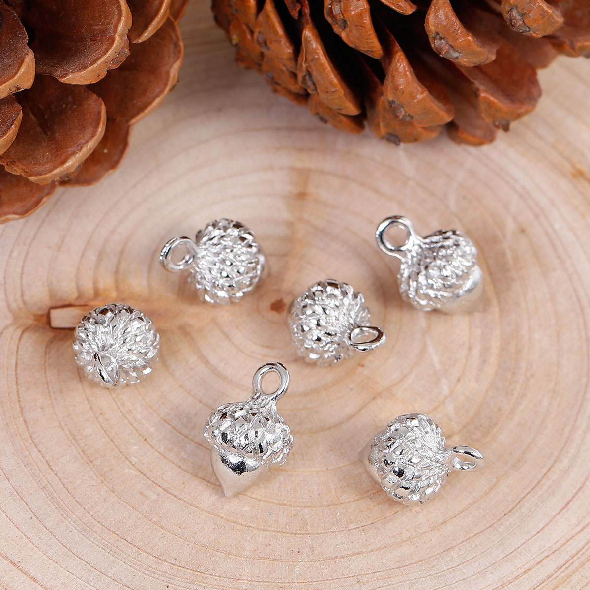 Charm Acorn, 3D lt silver