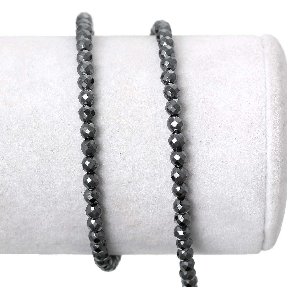 Facetted Hematitebeads 1 strand 4mm - 2