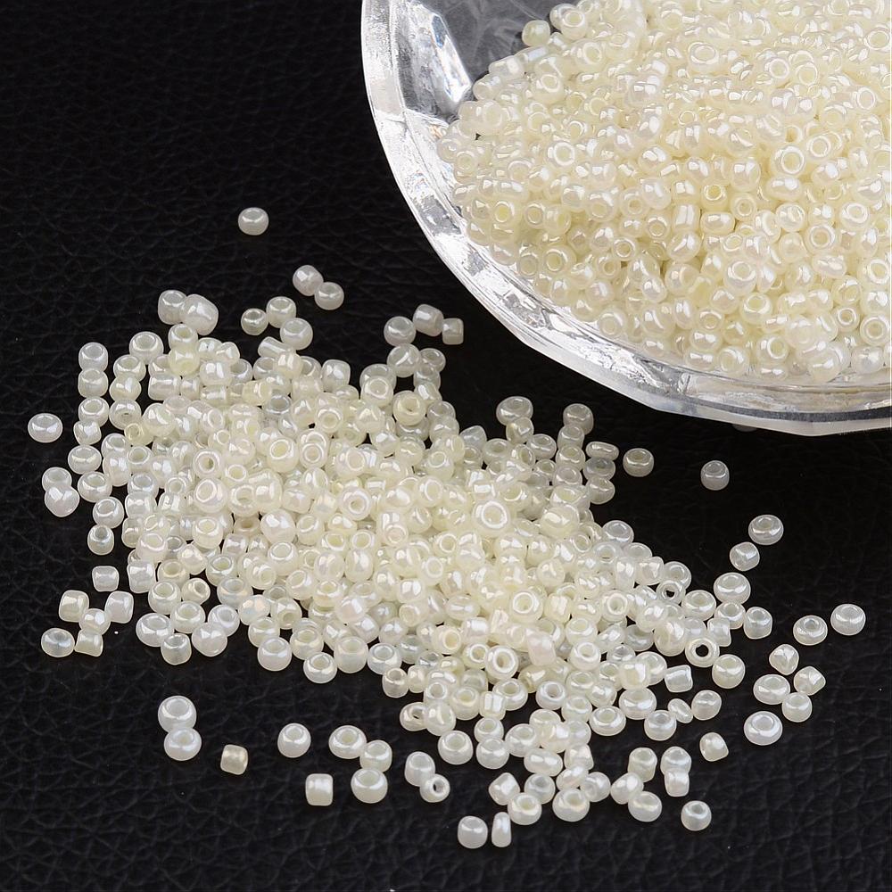 Seedbeads -Pearl Ceylon, Ivorywhite
