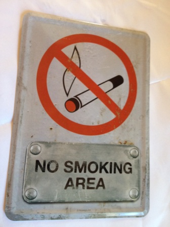 Plåtvykort ,  No smoking