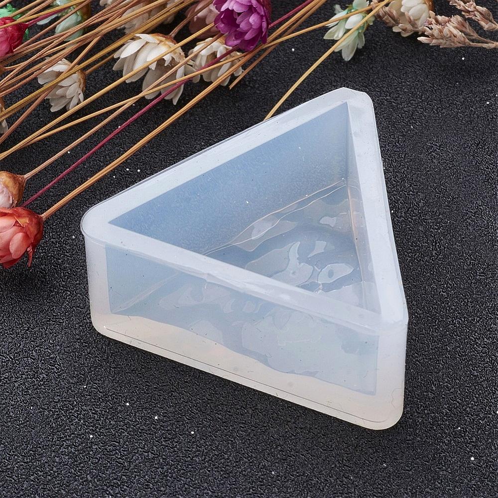 Silicone Resin Mold . Triangle 28mm
