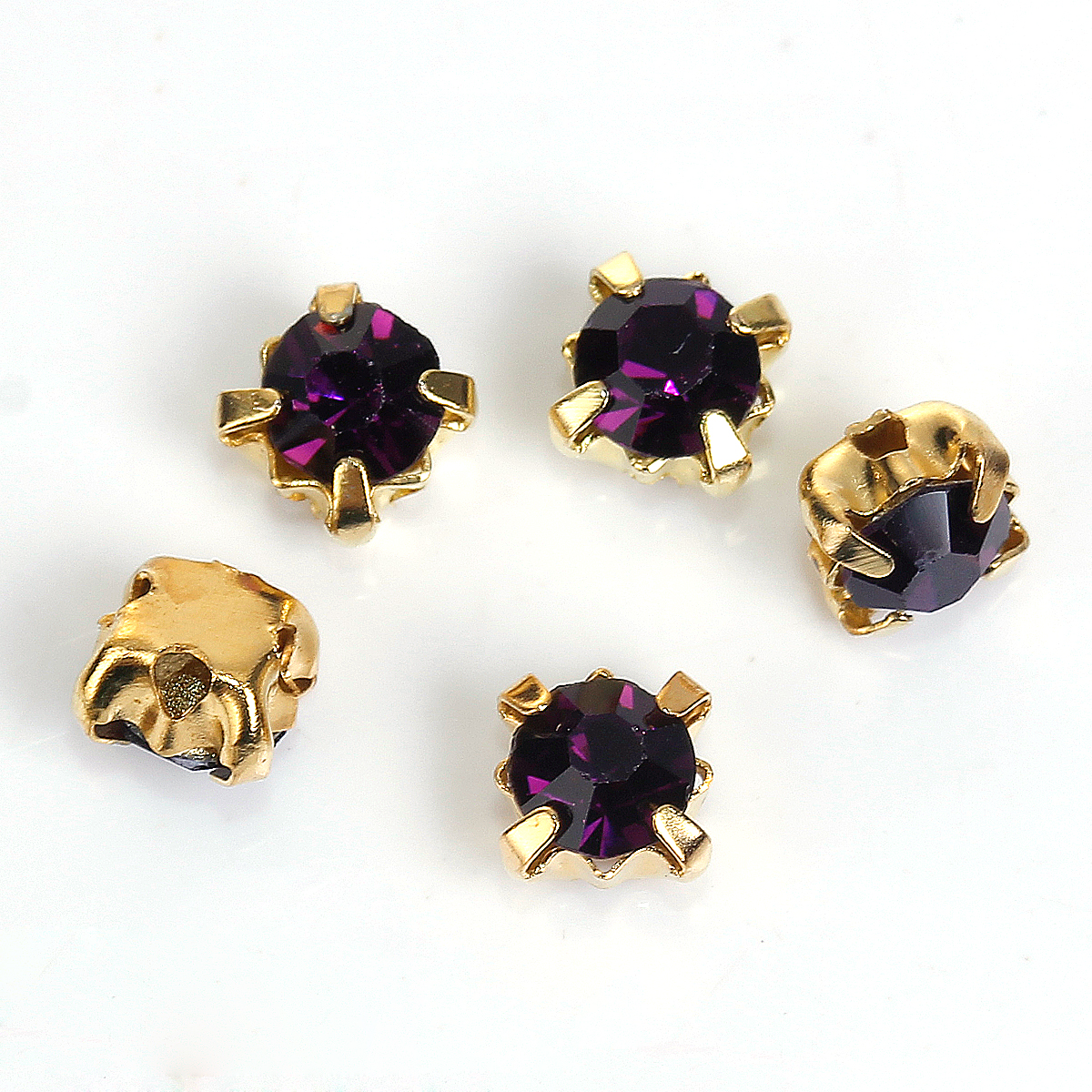 Montees, sewons. 4mm gold,  Darkpurple