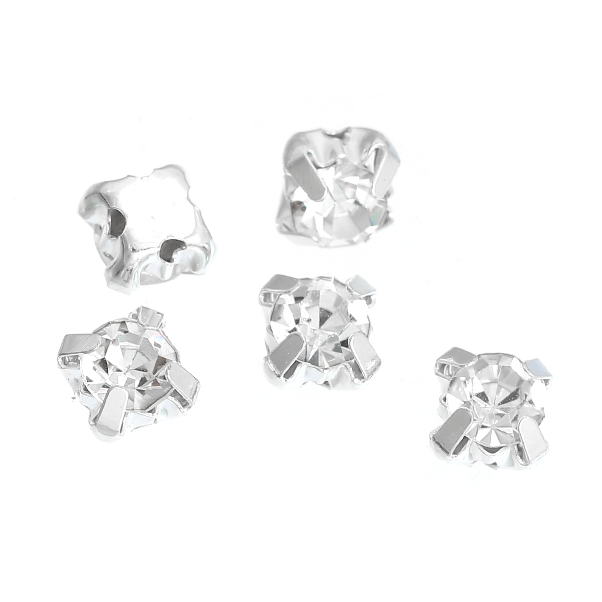 Montees, sewons. 4mm Silver, Clear