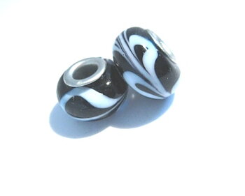 Charm -Black w. white waves