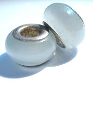 Charm - Vit Cat´s eye