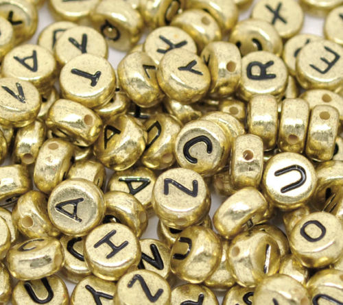 Bokstavspärla -Rund Flat, Guld - C