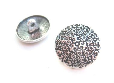 Buttons in the metal - Filigree