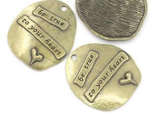 Texthänge/ Berlock, Brons " Be true to your Heart"