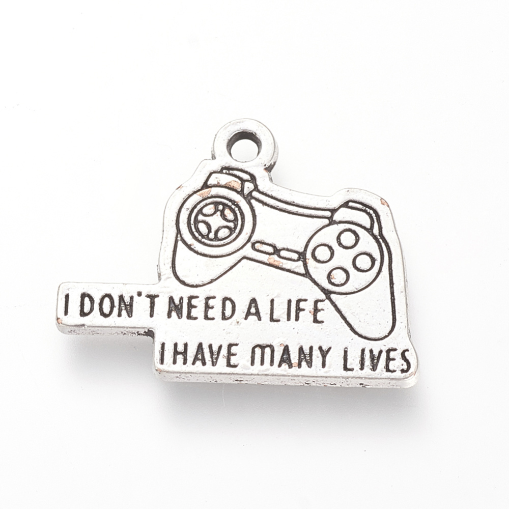 Charm gaming "i don´t need a life, I have many lives"