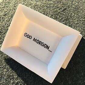Wood plate "god Morgon..."