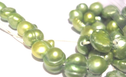 Freshwater Pearls - Potato 8-9mm olive