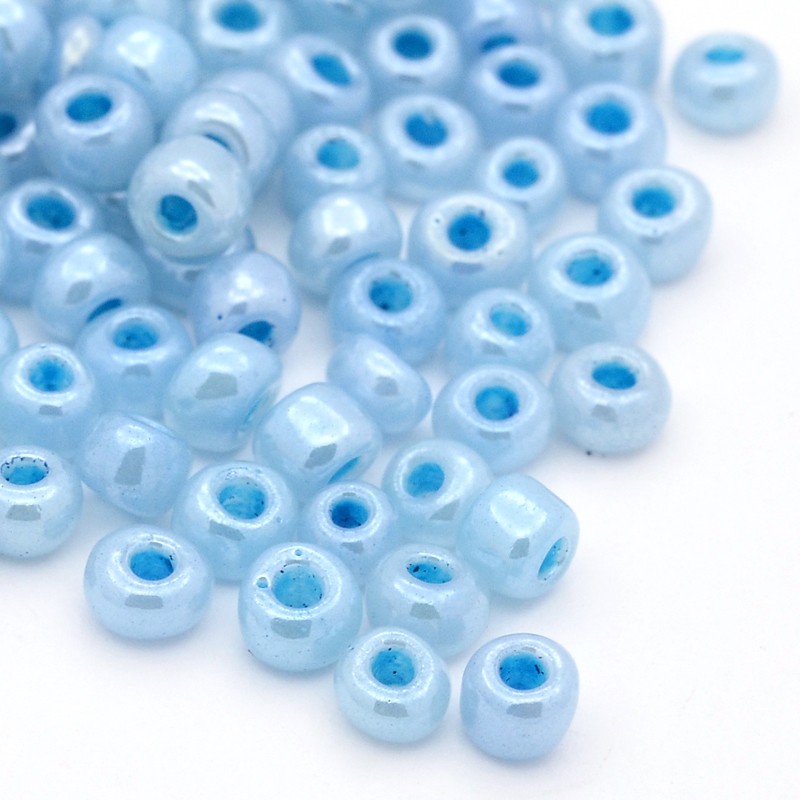 Seedbeads  Pearl Turquoise  8/0