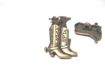 Buttons in the metal - Cowboy boot, bronze