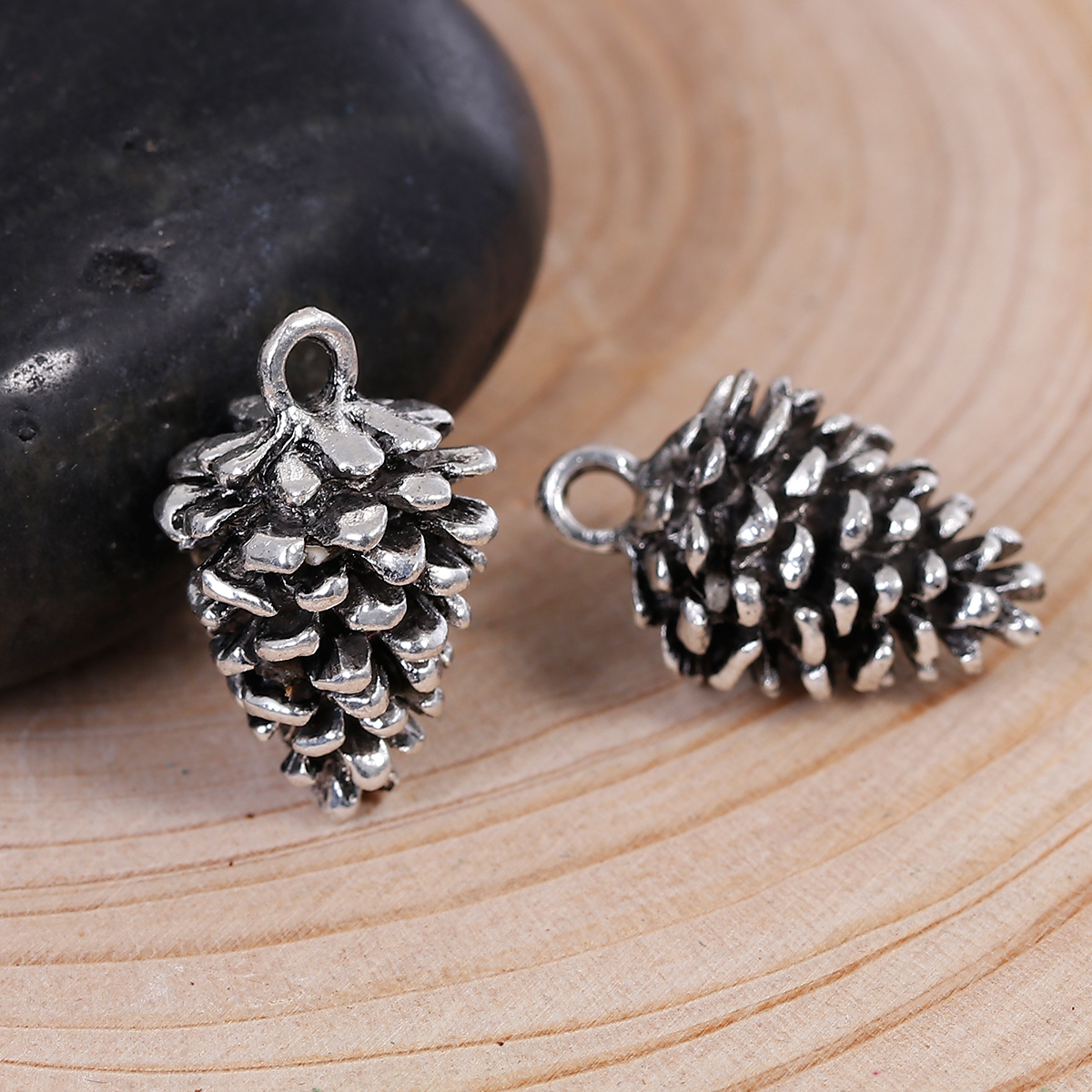 Berlock - Stor & tung Pinjenöt - Pinecone / kotte  3D, Silver - 2