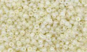 Seedbeads -Pearl cremebeige 11/0 2mm