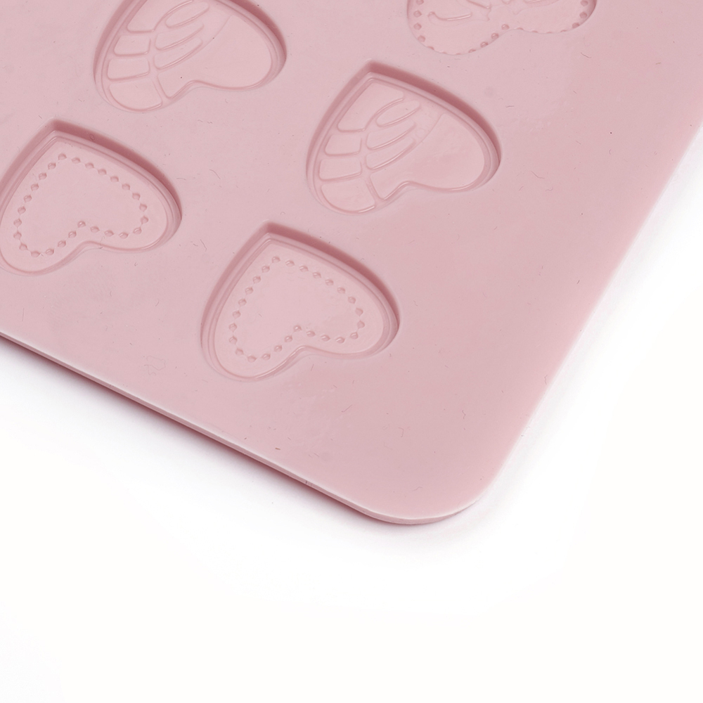 mold / forms in Silicon-  Patterned hearts - 4