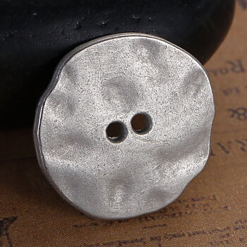 Buttons in the metal - hammered