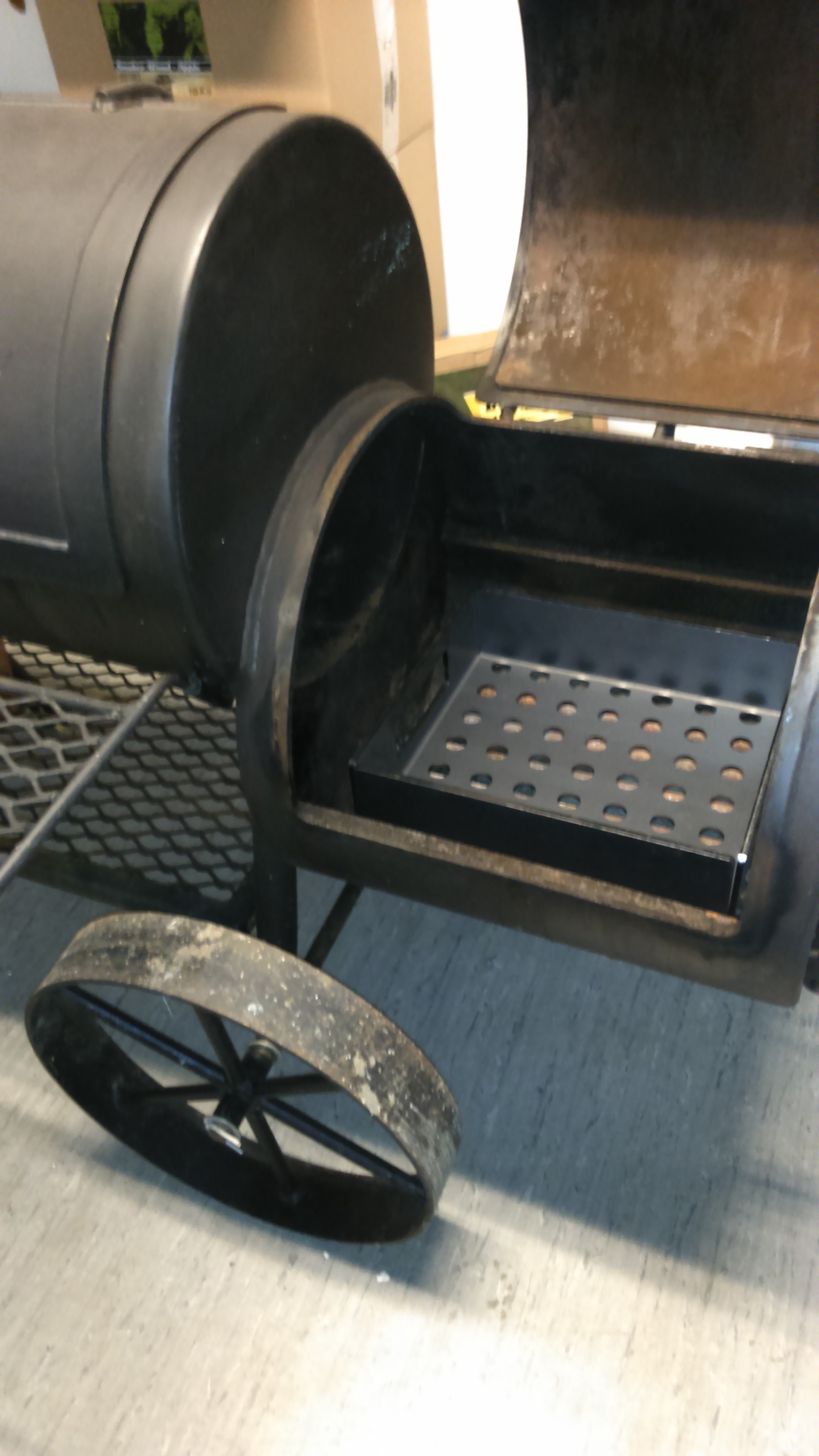 Robust Kolkorg för Offset smokers / grillar mm 28*31 cm - 2