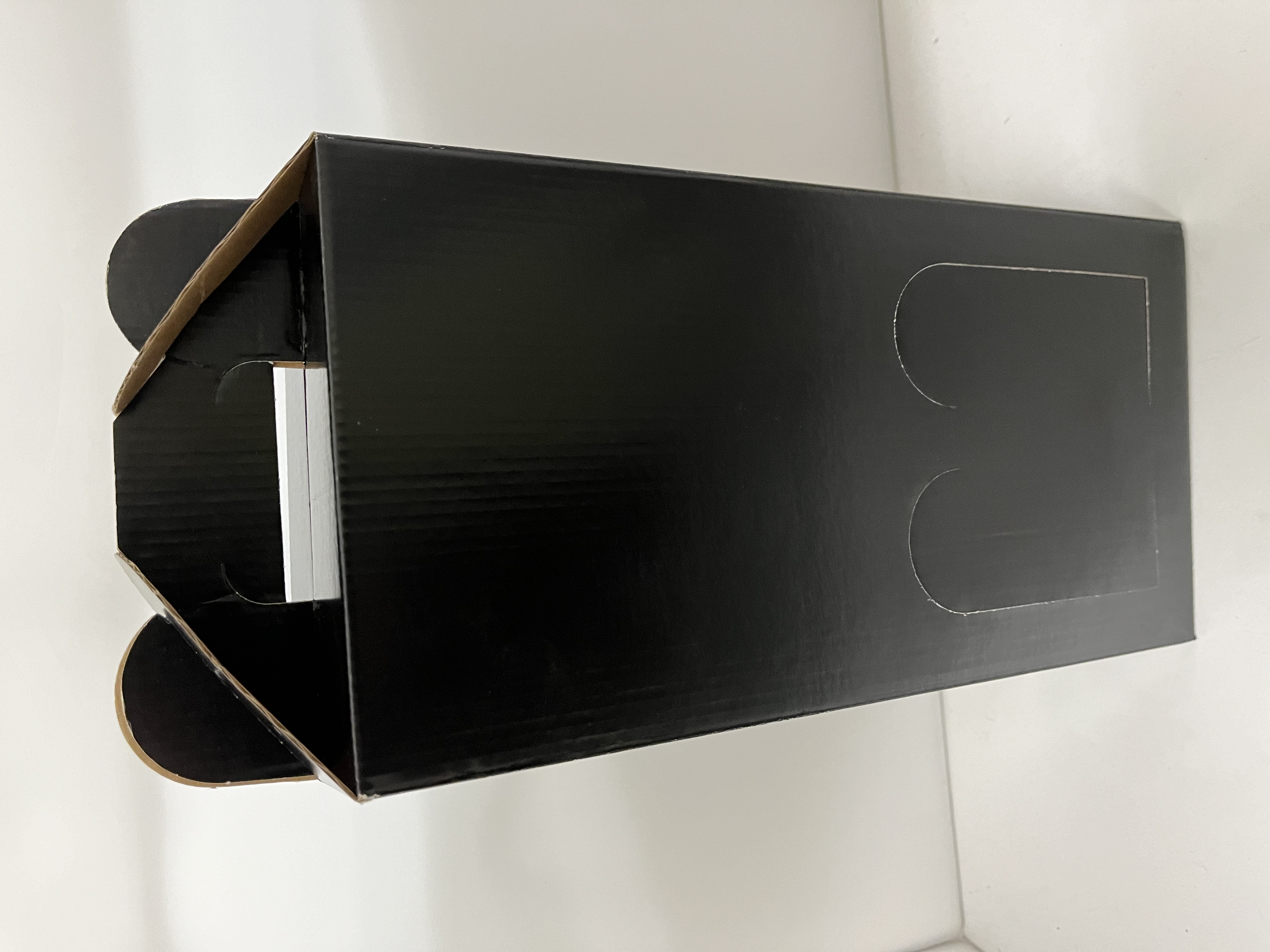 Presentförpackning för 2 vinflaskor