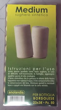 Viinikorkki 23x38 muovi Medium Cork 100 kpl.