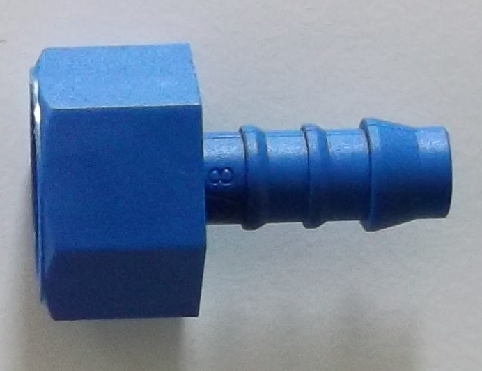 11 mm. Schlauchnippel mit indv. ½" Gewinde