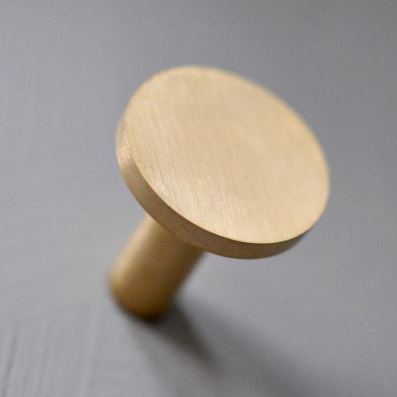 Rund krok / knopp, Liten EXMEZ,  Ø2 cm, Borstad mässing