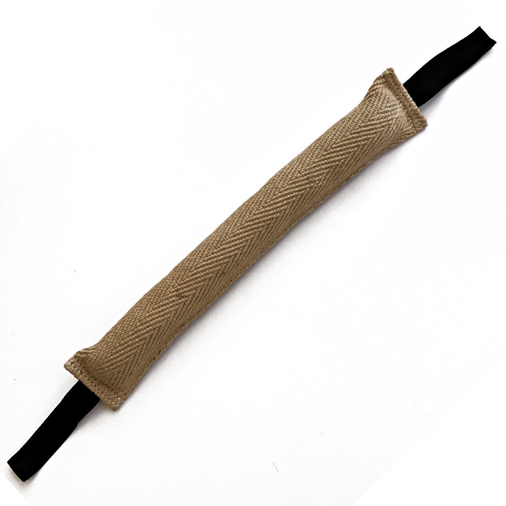 Jute tug of war games with the dog