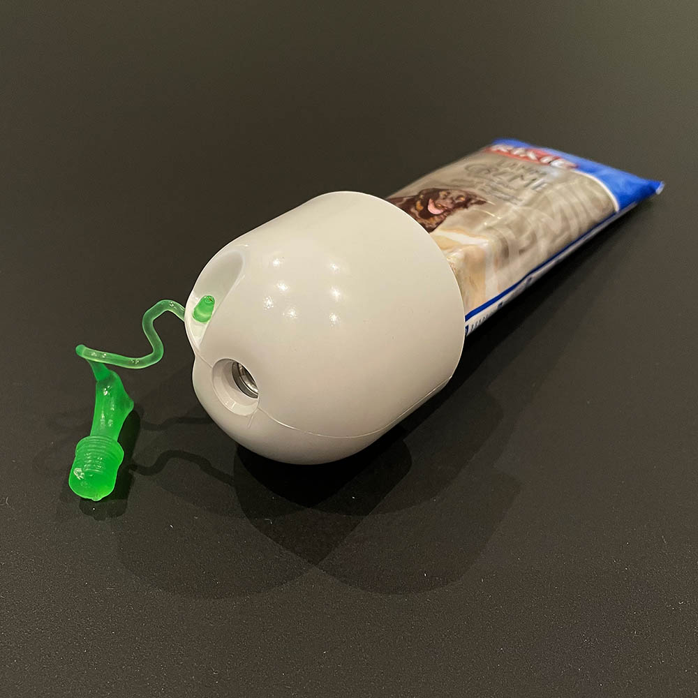 Tubdispenser till Trixie godisbelöningar snackstub