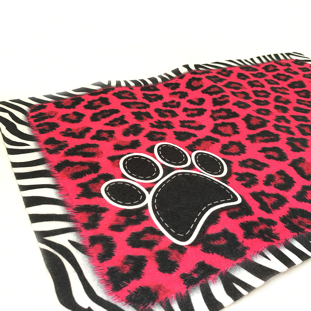 Drymate Pet bowl place mat - pink leopard - 3
