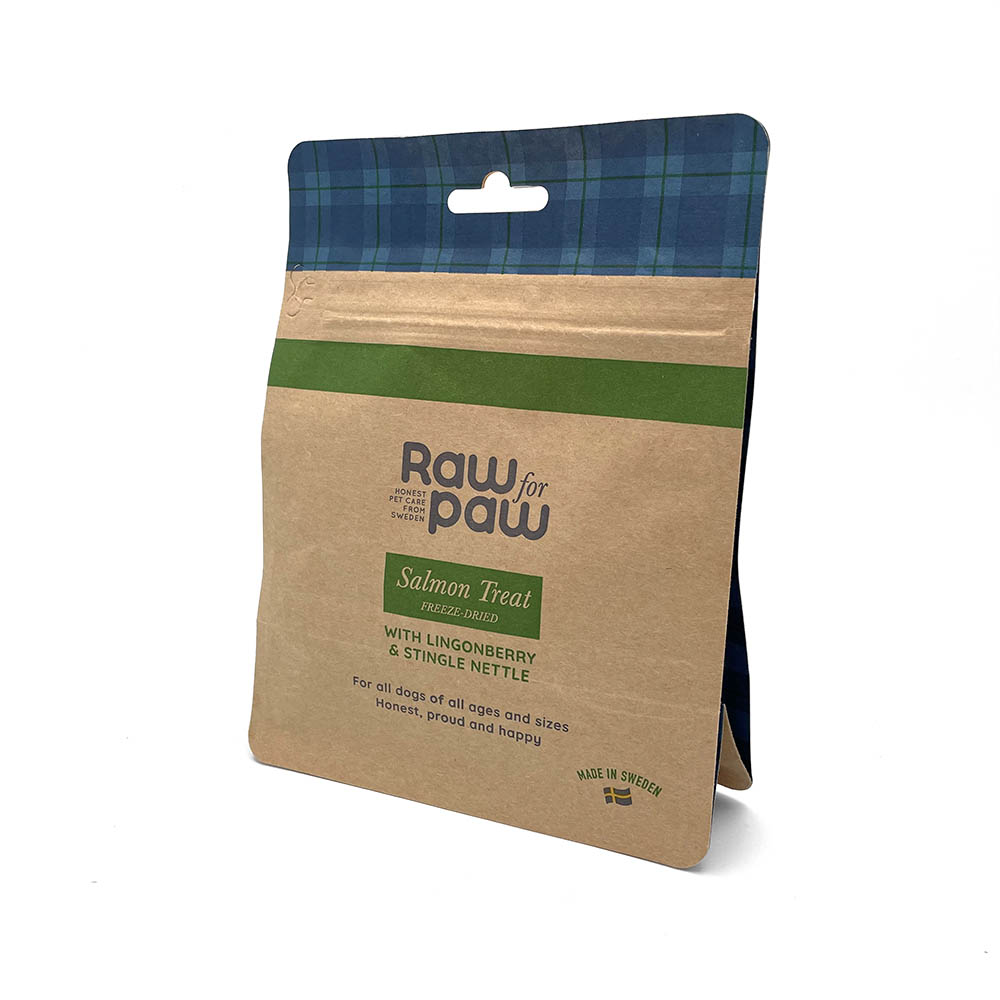 Raw for paw treat Swedish freeze dried dog treat