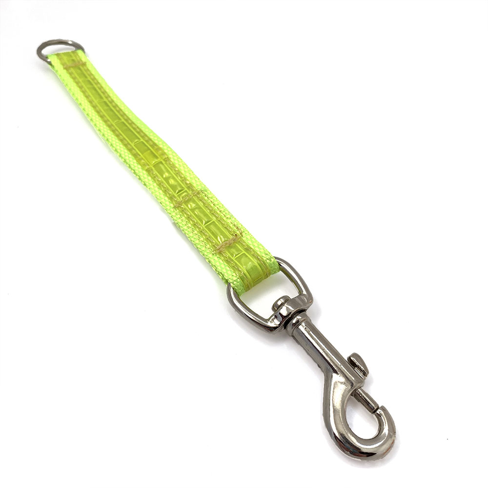 Leash extension with reflex