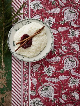 Chamois-pomegranate-duk-red -jul 170x270 cm 