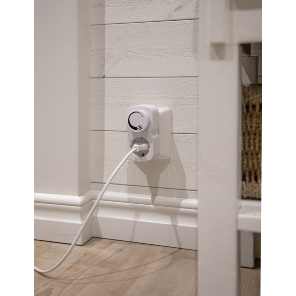 STAR TRADING Plug-in dimmer - 3
