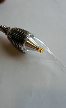E14 LED Candle Bulb Varmvit 2700K 220VAC 330 °