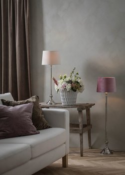 PR HOME Andrea Lampfot Krom