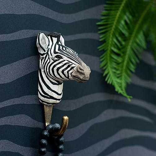 Handsnidad hängare Zebra - 2