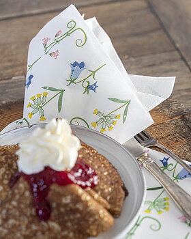Napkins Flowers of Scandinavia