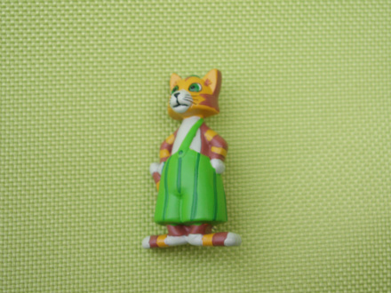 Findus brooch
