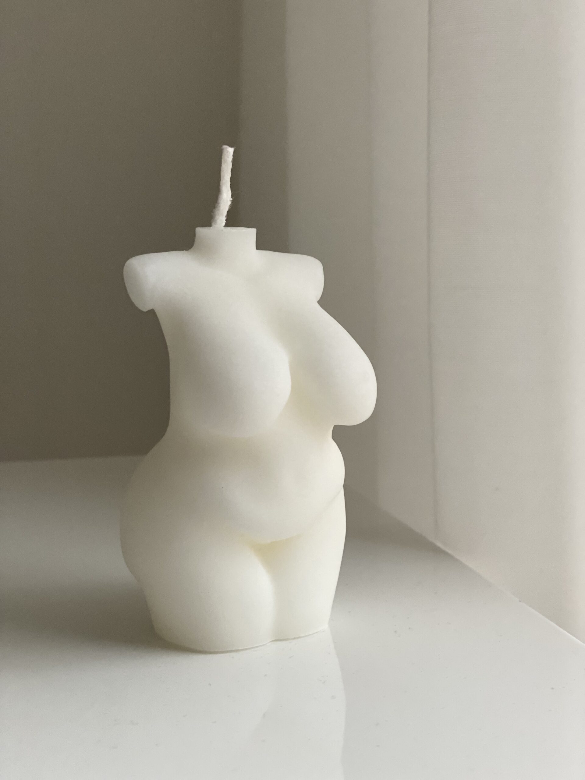 Candle Veke - Lady, white