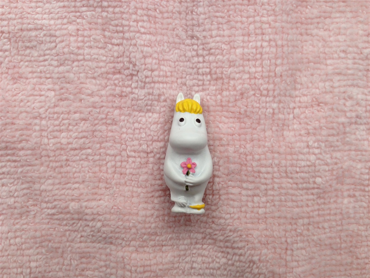 Moomin brooch - Snorkmaiden