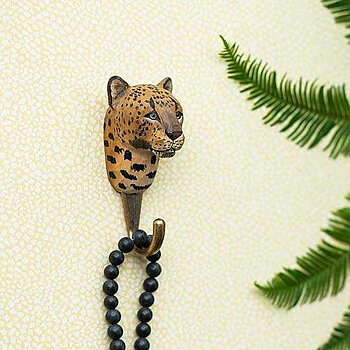 Handcarved hook Leopard