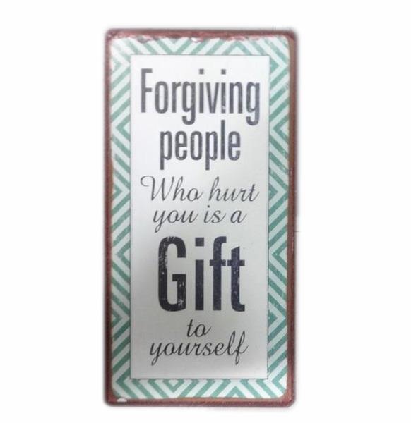 Kylskåpsmagnet / Emaljskylt / Forgiving people