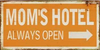 Kylskåpsmagnet / Emaljskylt / Moms Hotel