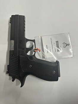 Sig Sauer P226 LCD II 9mm