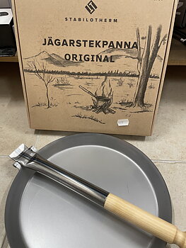 Jägarstekpanna XL med fällbart trähandtag 