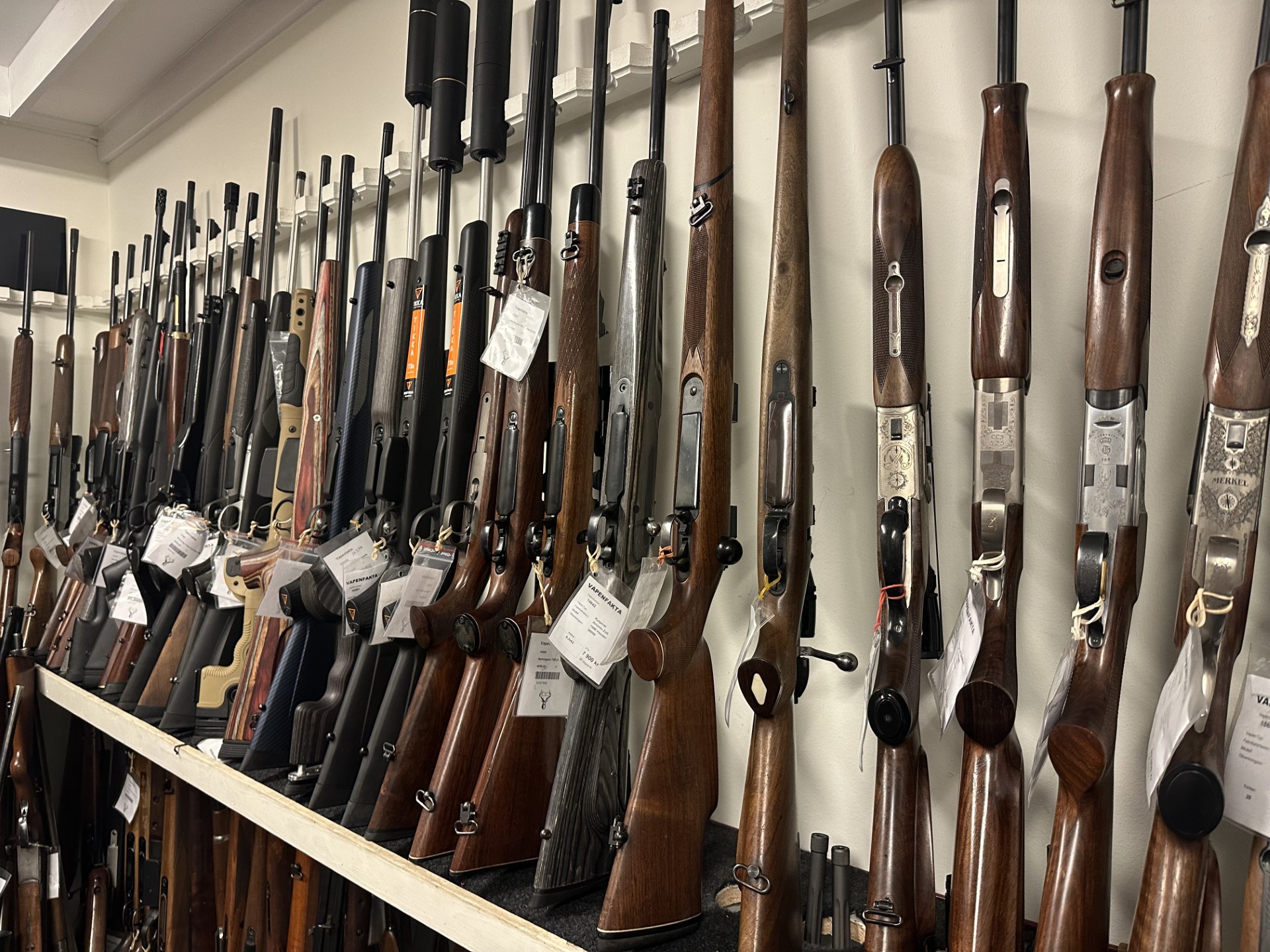 Utförsäljning VAPEN 