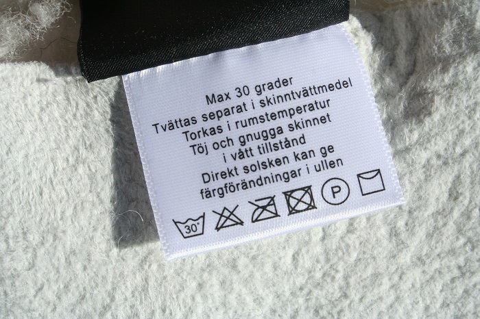 Vit kortklippt lockig fäll - 4